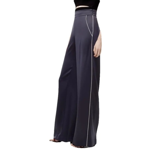 Aritzia Wilfred Clarisse Satin Wide Leg Trouser Pants Size 2 - Picture 1 of 10